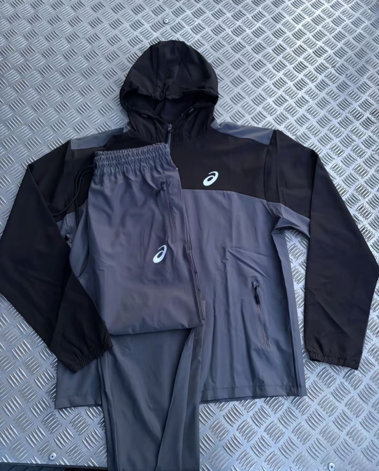 Branded Streetwear | Wholesale Stock - image 4